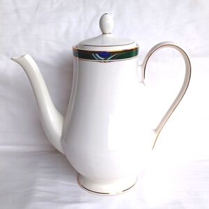 Nikko "Cypress" Patra Fine Ivory China Coffee/Tea Pot